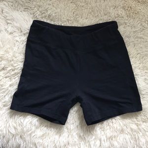 Biker shorts size small